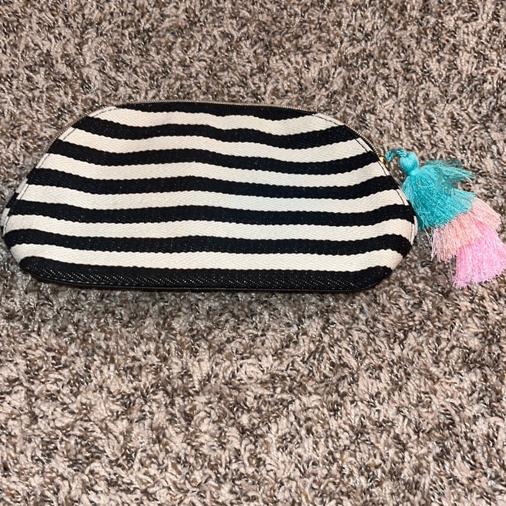 Makeup bag